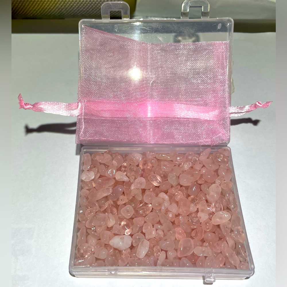 Rose Quartz Bead Chips